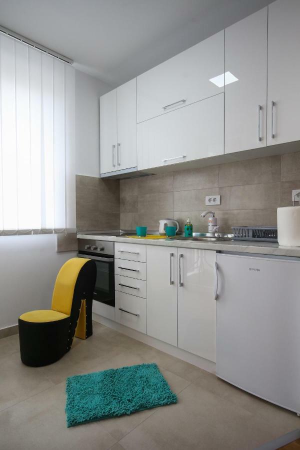 Manirosi 2 Apartman Subotica Exterior foto